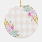 Eerste Kerstmis als familie van vier roze Floral Keramisch Ornament (Achterkant)