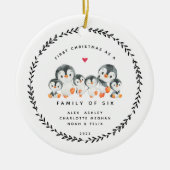 Eerste Kerstmis als familie van zes pinguïns Ceram Keramisch Ornament (Voorkant)