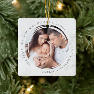 Eerste Kerstmis als foto van mama en papa Marble Keramisch Ornament