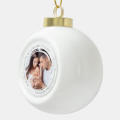 Eerste Kerstmis als foto van mama en papa Marble Keramische Bal Ornament (Rechts)