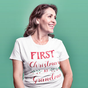 Eerste Kerstmis als Grootmafamilie met rode txt T-shirt