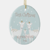 Eerste Kerstmis als grootouders - Cute Deer Blue Keramisch Ornament (Rechts)