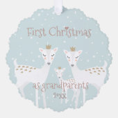 Eerste Kerstmis als grootouders - Cute Deer Blue Ornament Kaart (Voorkant)