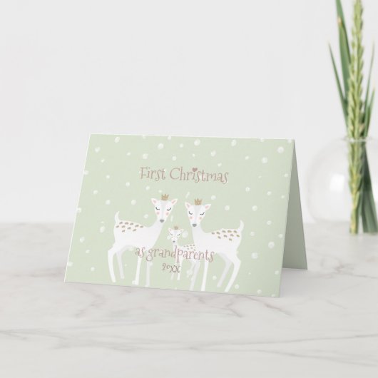 Eerste Kerstmis als grootouders - Cute Deer Green Feestdagen Kaart (Voorkant)