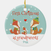 Eerste Kerstmis als grootouders - Foxes met een kl Keramisch Ornament (Achterkant)