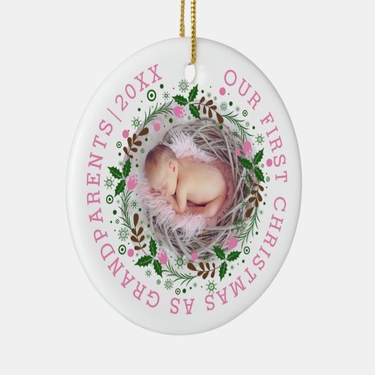 Eerste Kerstmis als grootouders met roze foto Keramisch Ornament (Rechts)