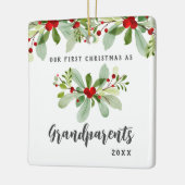 Eerste Kerstmis als grootouders Mistletoe Foto Keramisch Ornament (Links)
