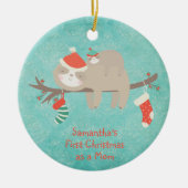 Eerste Kerstmis als mama Cute Sloth Moeder Baby Keramisch Ornament (Voorkant)