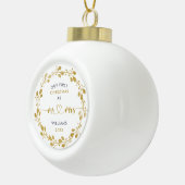 Eerste Kerstmis als man en vrouw Gold Wreath Keramische Bal Ornament (Rechts)
