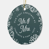 Eerste Kerstmis als Mr. en mevrouw | Achterfoto Keramisch Ornament (Links)