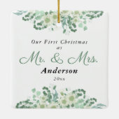 Eerste Kerstmis als Mr en Mrs Green Christmas Keramisch Ornament (Achterkant)