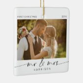 Eerste Kerstmis als Mr en Mrs Passen getrouwd Keep Keramisch Ornament (Rechts)
