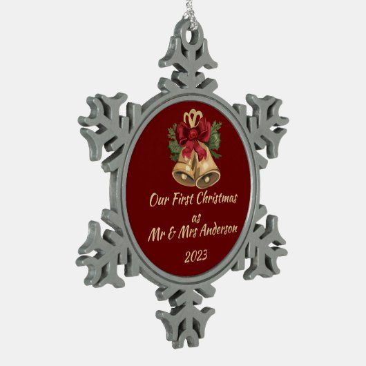 Eerste Kerstmis als Mr & Mrs bewerkbare namen & da Tin Sneeuwvlok Ornament (Links)