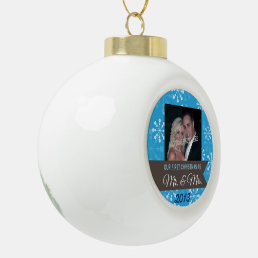 Eerste Kerstmis als Mr & Mrs Foto Keramische Bal Ornament (Links)
