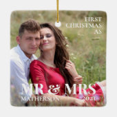 Eerste Kerstmis als Mr & Mrs. Minimalist Foto Keramisch Ornament (Achterkant)