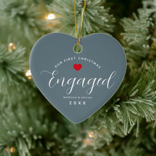 Eerste Kerstmis Betrokken Elegant Custom Heart Keramisch Ornament (Boom)