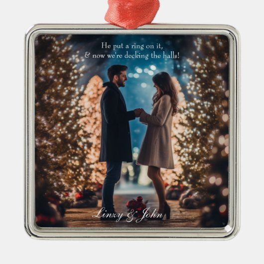 Eerste Kerstmis Betrokken Foto Minimalistisch Mode Metalen Ornament (Voorkant)