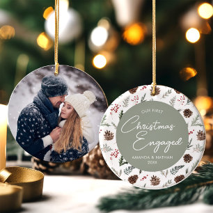 Eerste Kerstmis Betrokken Foto Verloving Keramisch Ornament