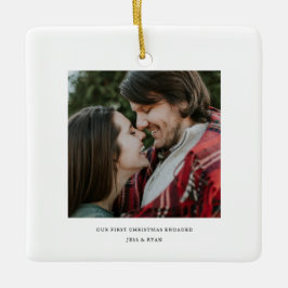 Eerste Kerstmis betrokken minimale Verloving foto Keramisch Ornament