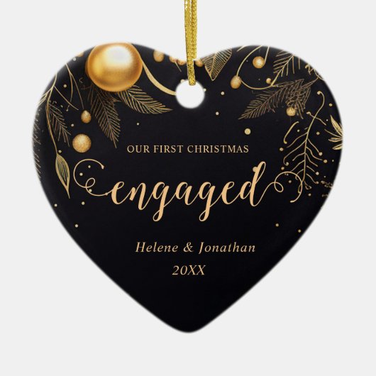 Eerste Kerstmis Betrokken Modern Elegant Paar Goud Keramisch Ornament (Voorkant)