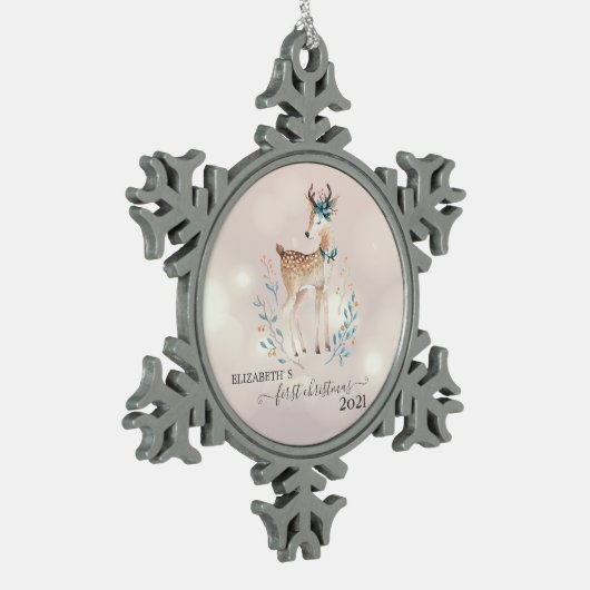 Eerste Kerstmis, Cute Deer Holiday Tin Sneeuwvlok Ornament (Links)