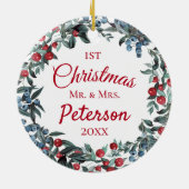Eerste Kerstmis, de heer en mevrouw Berries Wreath Keramisch Ornament (Achterkant)