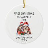 Eerste Kerstmis Familie van Boomegels Keramisch Ornament (Voorkant)