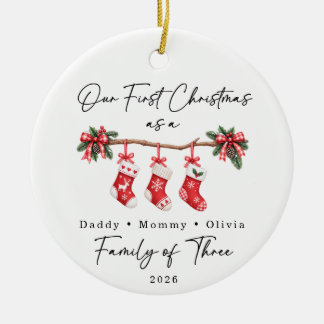 Eerste kerstmis familie van drie op maat keramisch ornament