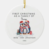 Eerste Kerstmis Familie van drie Pinguïns Keramisch Ornament (Voorkant)