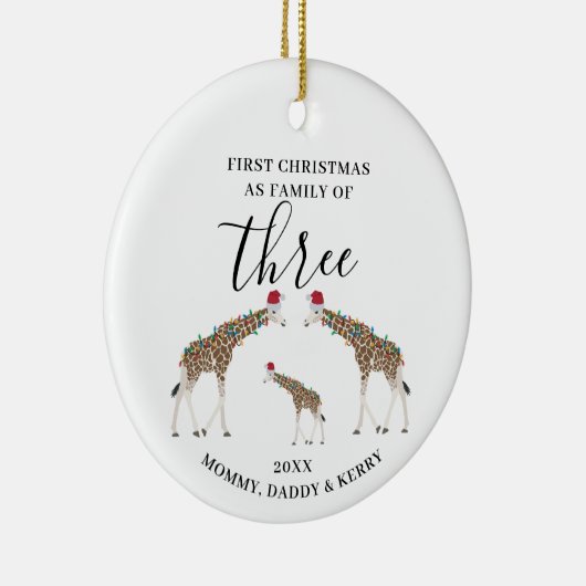 Eerste Kerstmis Familie van Drie Schattigee Giraff Keramisch Ornament (Rechts)