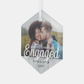 Eerste Kerstmis Foto Faux Wood Hexagon Glas Ornament (Voorkant links)