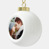Eerste Kerstmis Foto White Modern Keramische Bal Ornament (Rechts)