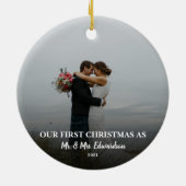 Eerste Kerstmis getrouwd als Mr. en Mrs. foto Keramisch Ornament (Achterkant)