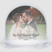 Eerste Kerstmis Getrouwd en Vrolijk Foto's Custom Sneeuwbol (Achterkant)