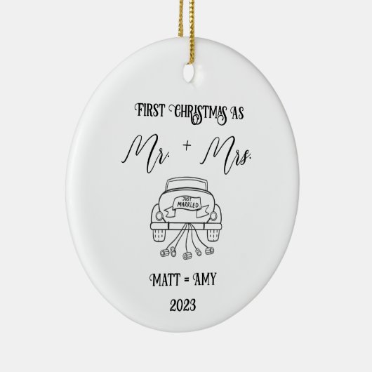 Eerste Kerstmis getrouwd, gepersonaliseerd Ornamen Keramisch Ornament (Rechts)