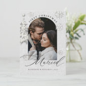Eerste kerstmis getrouwd glitters boho boog foto feestdagenkaart (Staand voorkant)