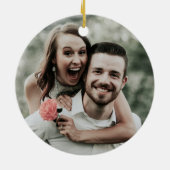 Eerste Kerstmis Getrouwd Minimal Krans Foto Keramisch Ornament (Achterkant)