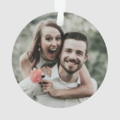 Eerste Kerstmis Getrouwd Minimal Krans Foto Ornament (achterkant)