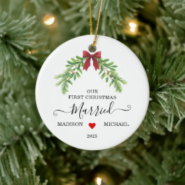 Eerste kerstmis getrouwd mistletoe vakantie keramisch ornament