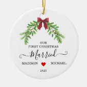Eerste kerstmis getrouwd mistletoe vakantie keramisch ornament (Voorkant)