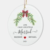 Eerste kerstmis getrouwd mistletoe vakantie keramisch ornament (Links)