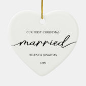 Eerste Kerstmis getrouwd paar minimale elegante Keramisch Ornament (Achterkant)