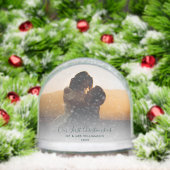 Eerste Kerstmis Getrouwd Paar Trouwfoto's Sneeuwbol (Kerstmis)