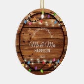 Eerste Kerstmis getrouwd rustieke string licht fot Keramisch Ornament (Rechts)