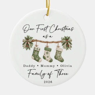 Eerste kerstmis gezin van drie op maat keramisch ornament