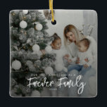 Eerste Kerstmis Goedgekeurde keramische versiering Keramisch Ornament<br><div class="desc">Deze familievakantie-ornamenten zijn perfect voor een persoonlijk vakantieoord-cadeau.</div>