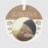 Eerste Kerstmis: Grootouders Beige Baby Foto Ornament (achterkant)