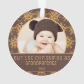 Eerste Kerstmis Grootouders Bruin Gold Snowflakes Ornament (achterkant)