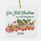 Eerste Kerstmis Grootouders Gingerbrood Train Grn Keramisch Ornament (Voorkant)