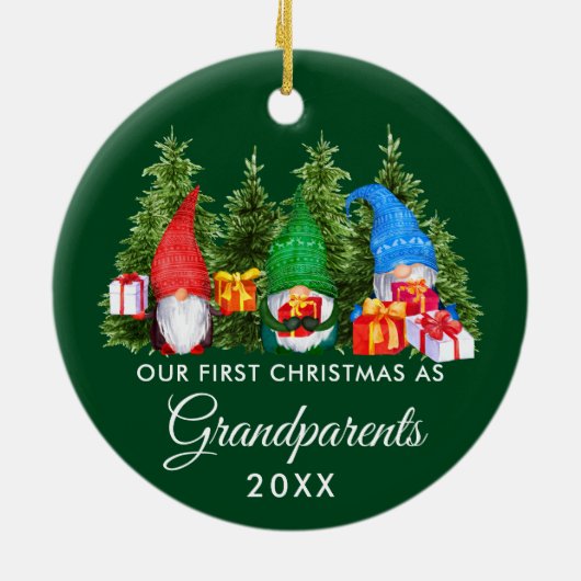 Eerste Kerstmis Grootouders Gnomes Trees Green Keramisch Ornament (Achterkant)